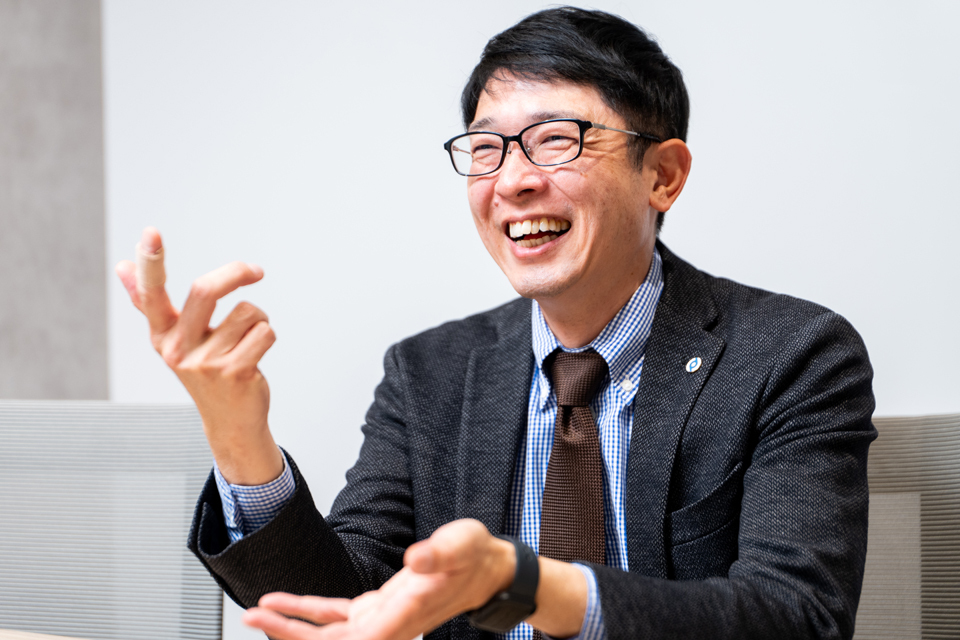 「聞く力」でお客様の成長を全力サポート
